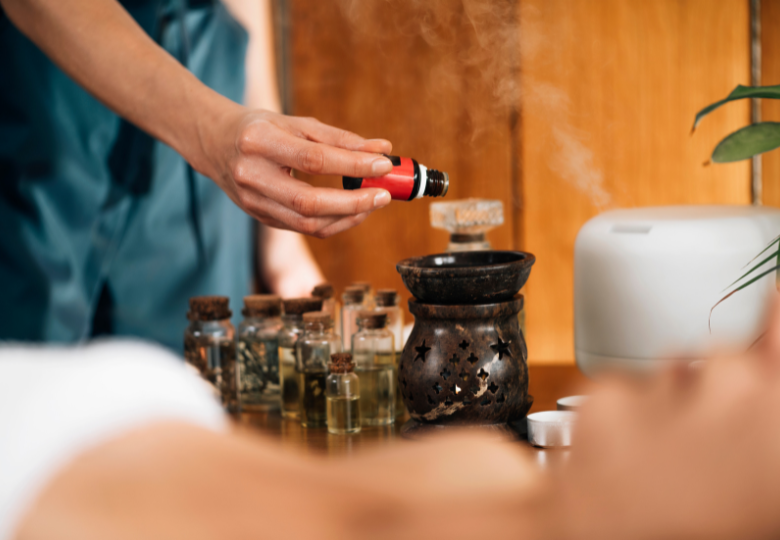 Bezpečnostní používání esenciálních olejů při relaxačních masážích